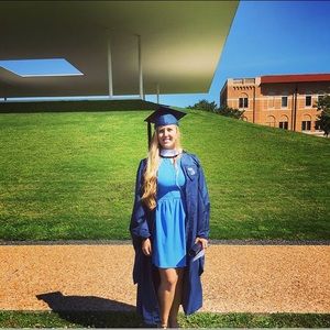 Meet your Posher, Kelli